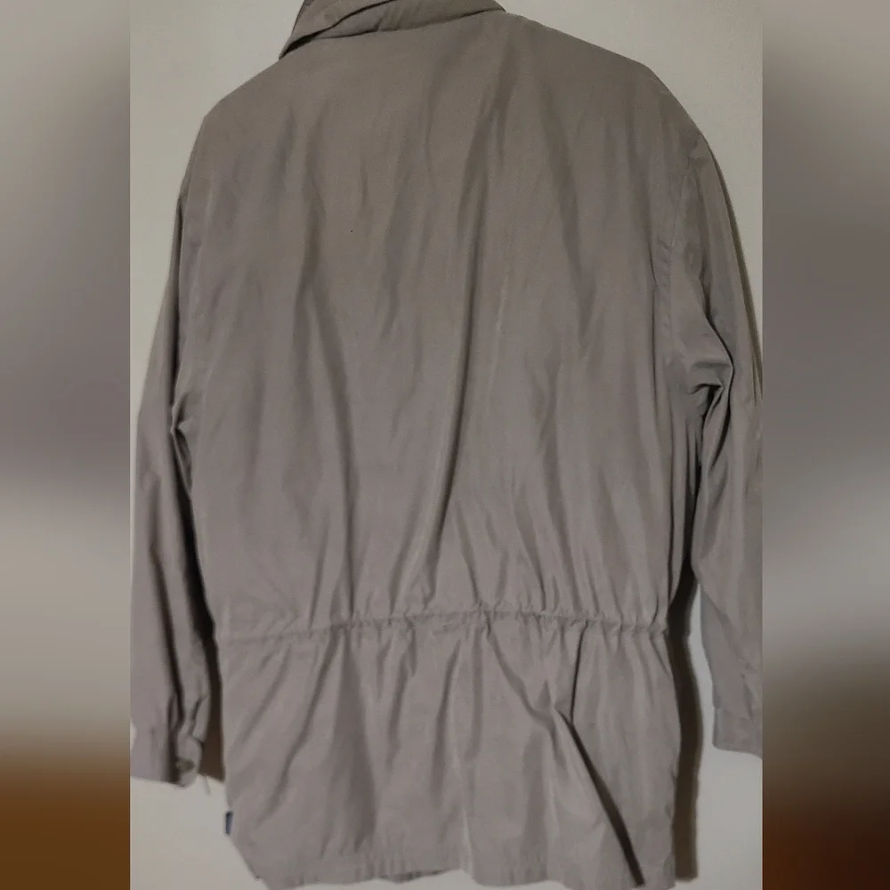 London Fog Size L Men's Beige and Gray Jacket Hood Folds into Collar